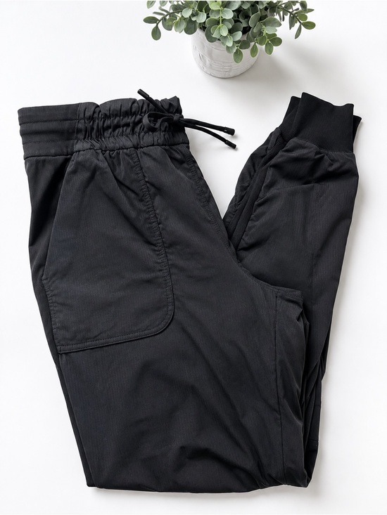 lululemon athletica Pants - Lululemon Beyond the Studio Jogger Black Size 10